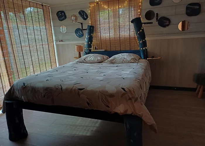 Aud Eau Maillet Hébergement de vacances *